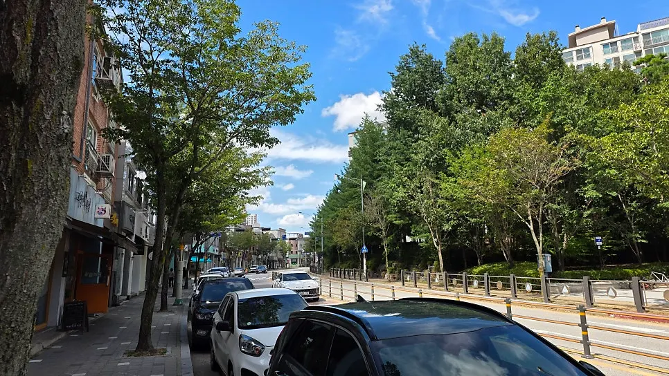 Exterior of a kalguksu restaurant in Dongbaek, Yongin