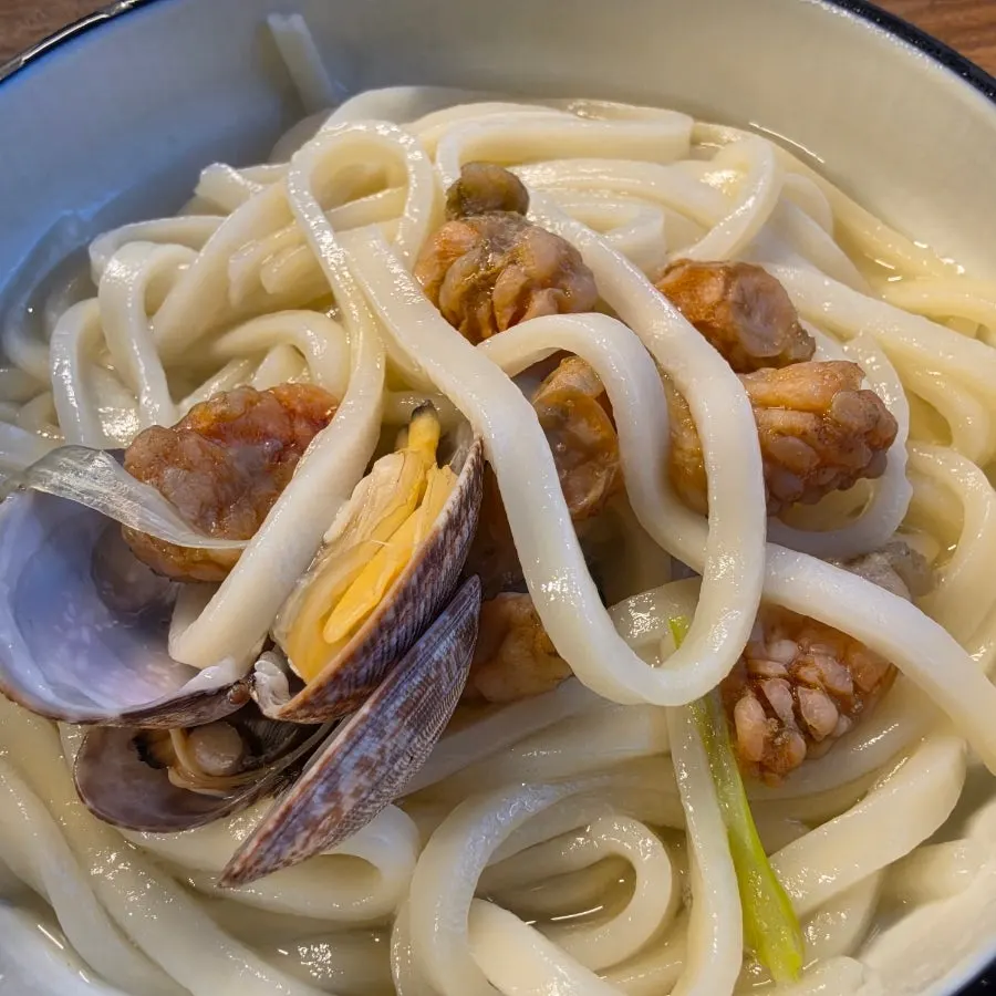 거의 비운 칼국수 냄비