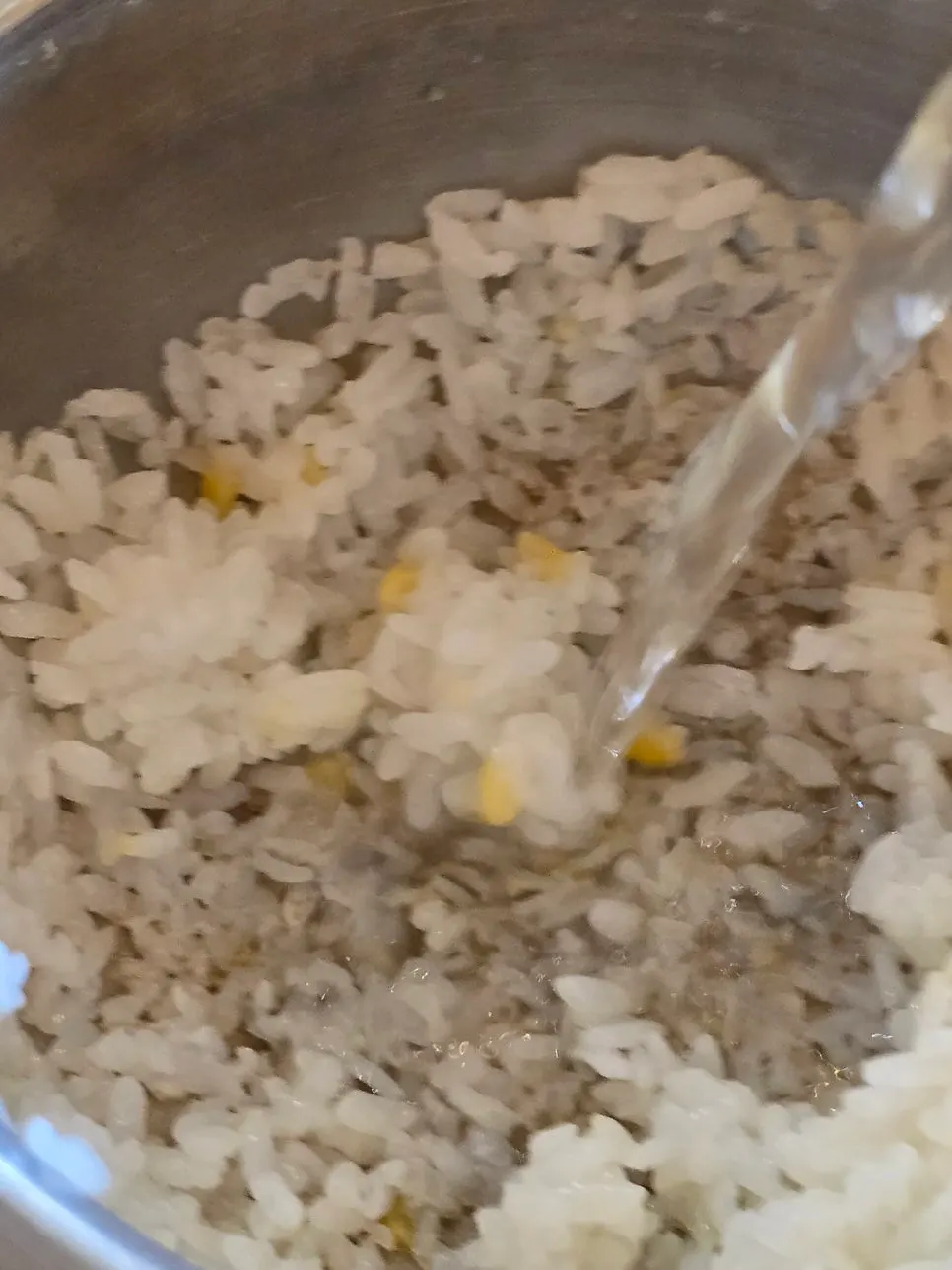 Hot water for making sungnyung from pot rice