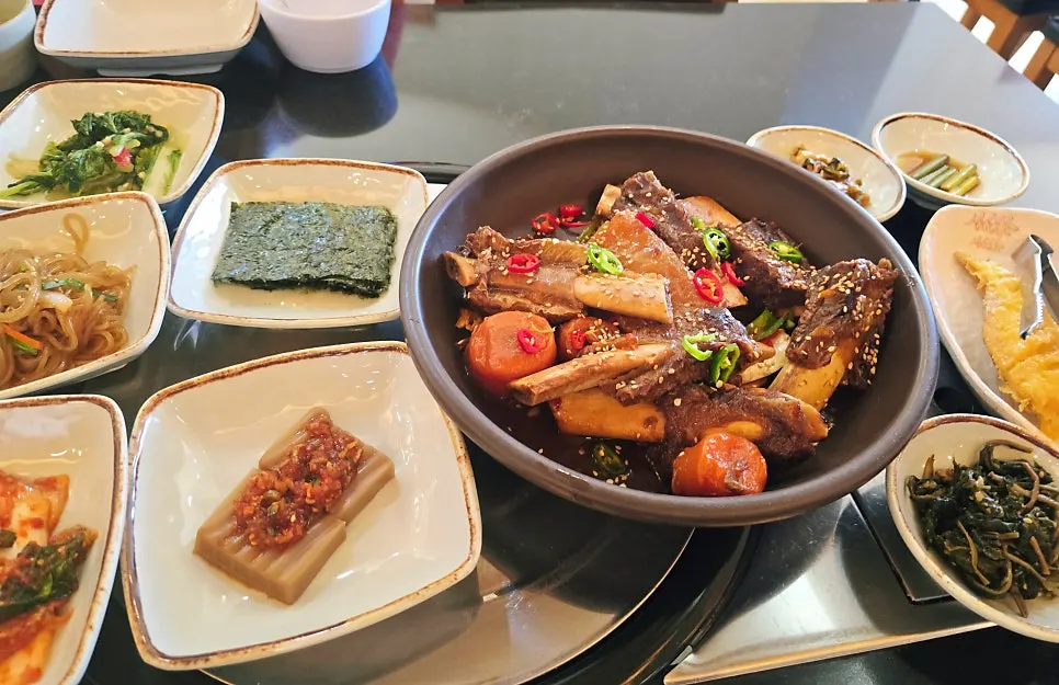 Variety of side dishes served with the set meal