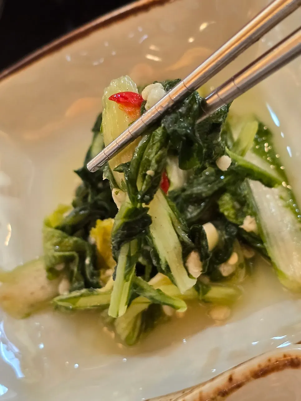Pickled soybean leaves and barley young-radish kimchi