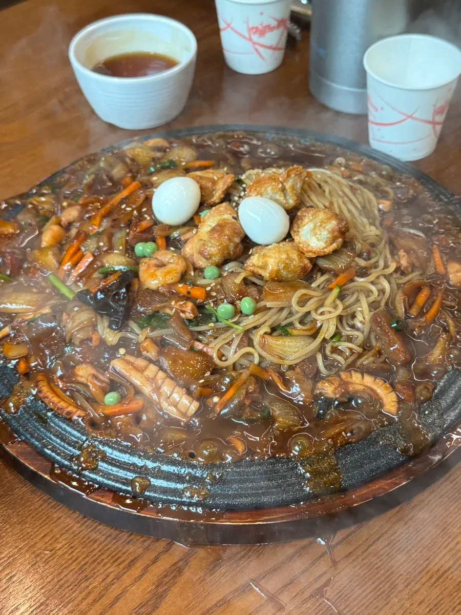 A plate of glutinous rice mini tangsuyuk