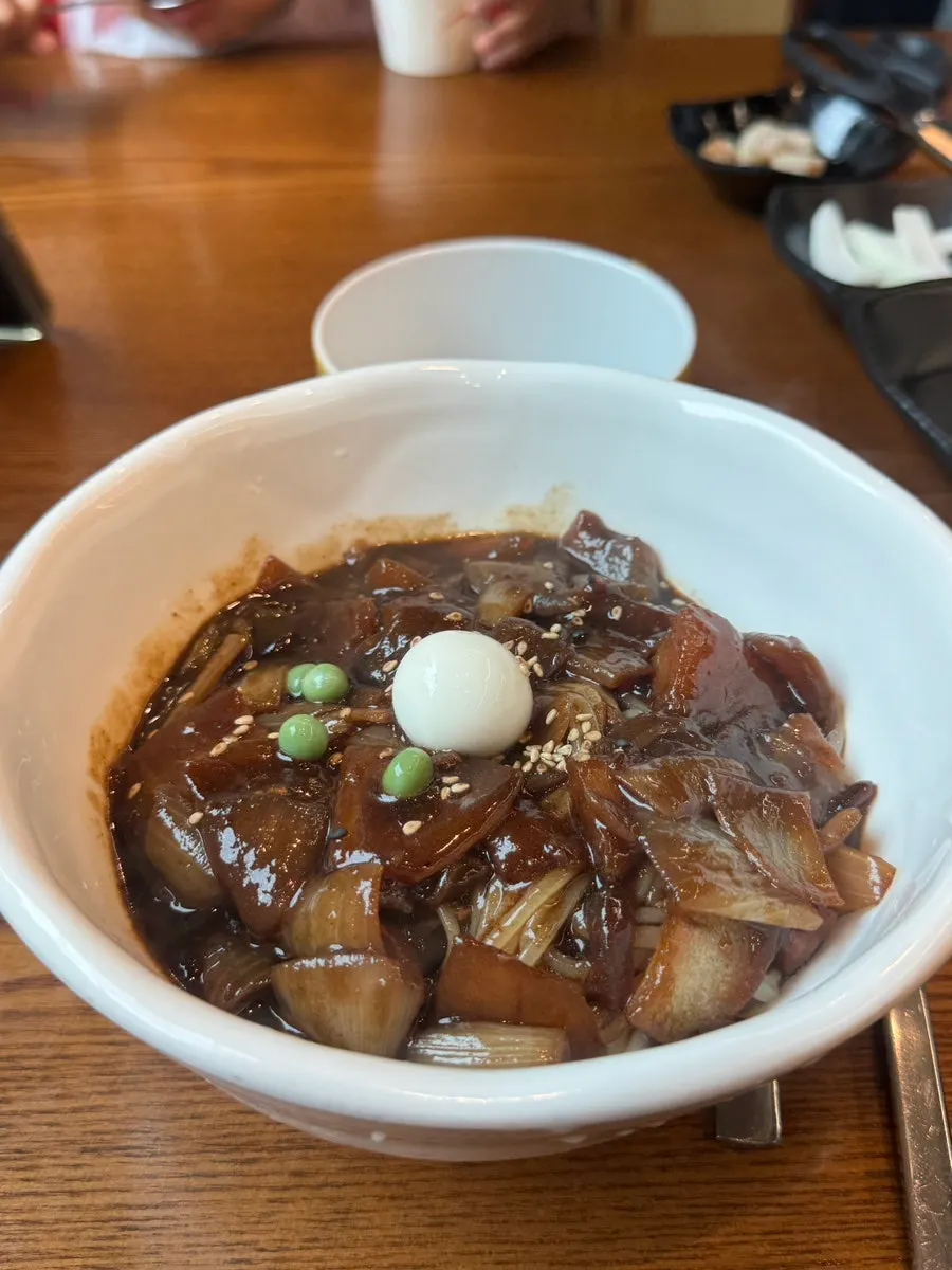 A bowl of baby jjajang for kids