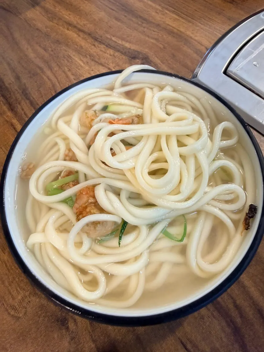 퍼지지 않은 탱탱한 칼국수 면발