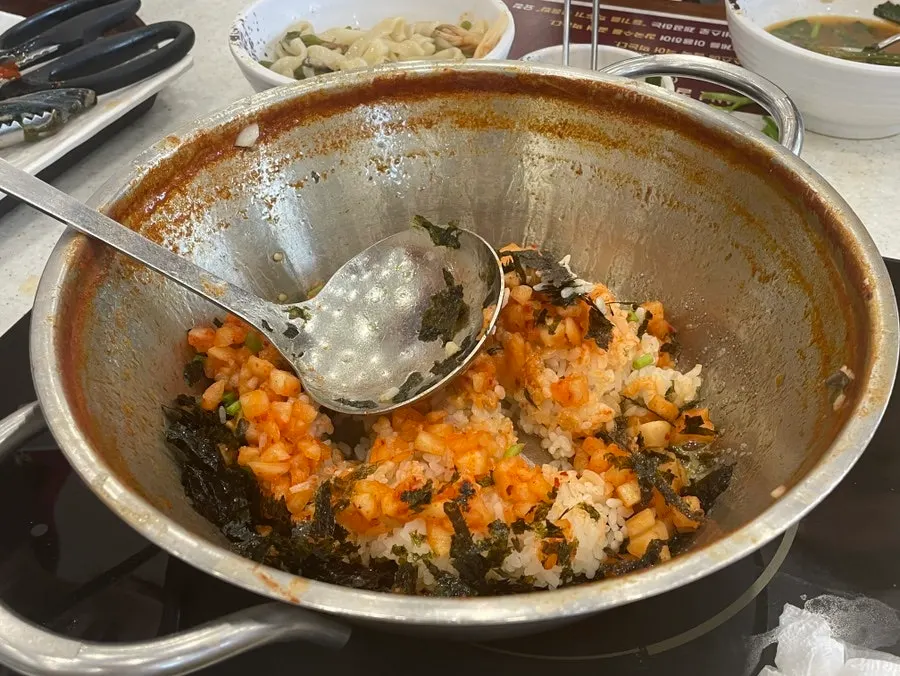 육수에 끓인 자가제면 면발