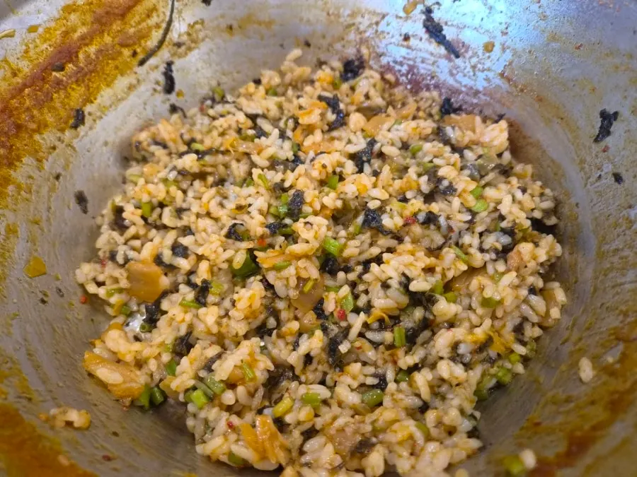 ข้าวผัดกิมจิที่ผัดจนร่วน