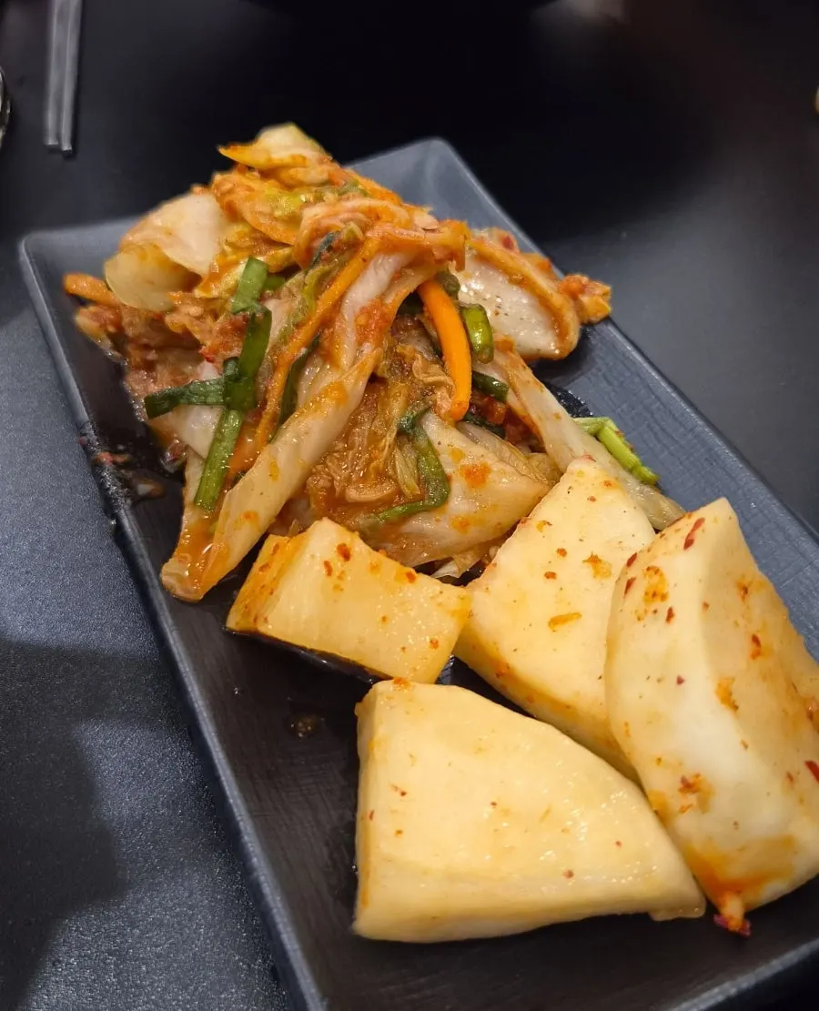 Kalguksu eaten with a child