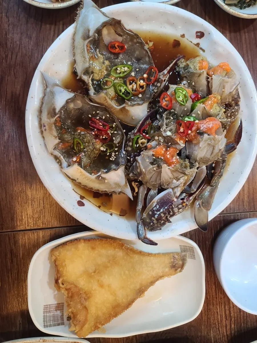 Female crab soy-marinated crab with visible roe