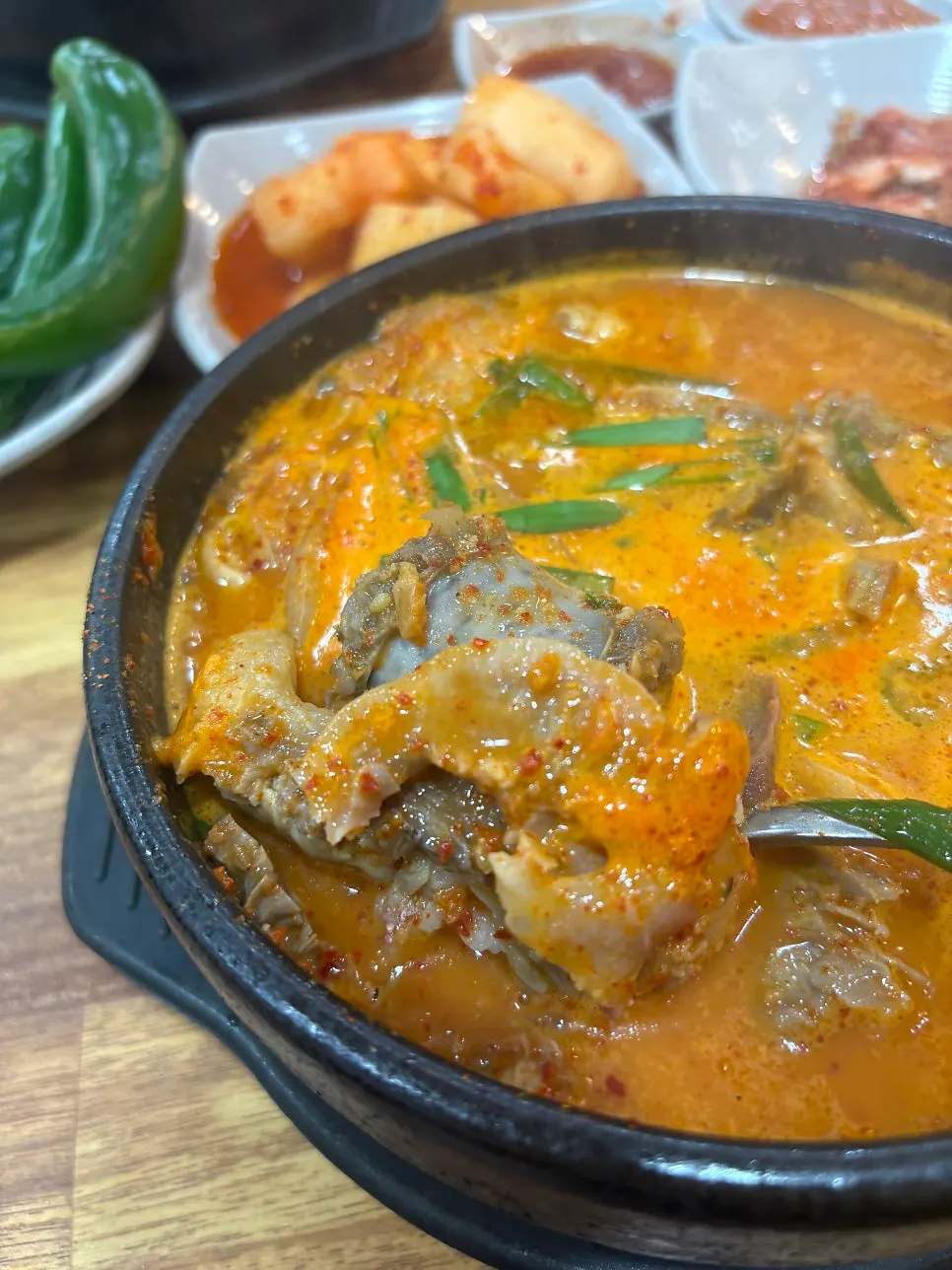 셀프로 가져온 추가 반찬