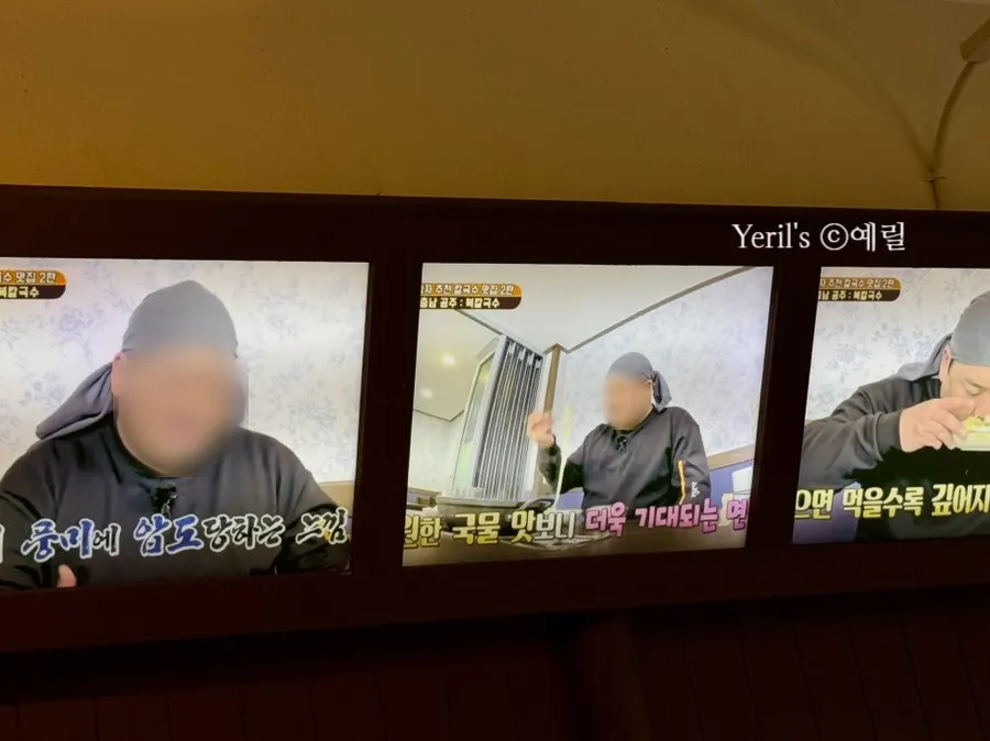 테이블 간격이 넉넉한 매장 좌석