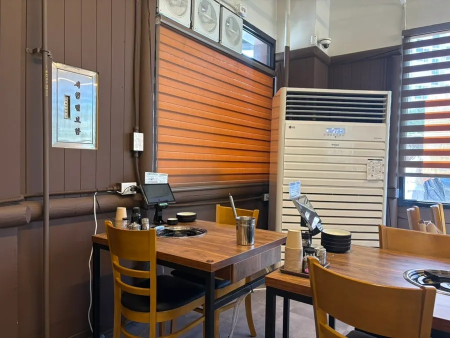 Spacious, clean restaurant interior