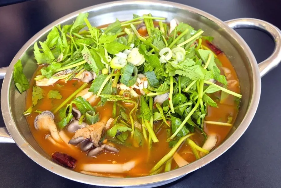 Spicy red shabu-shabu broth