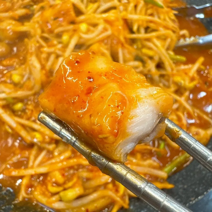 Agu-jjim with minari and mideodeok