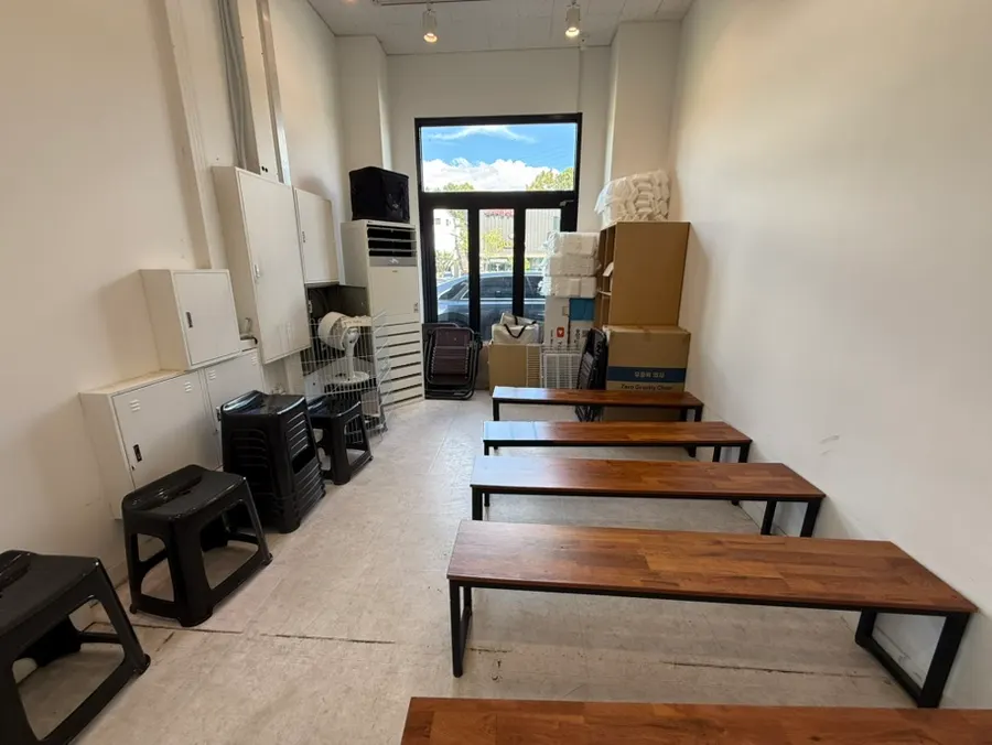 Private seating suitable for family gatherings