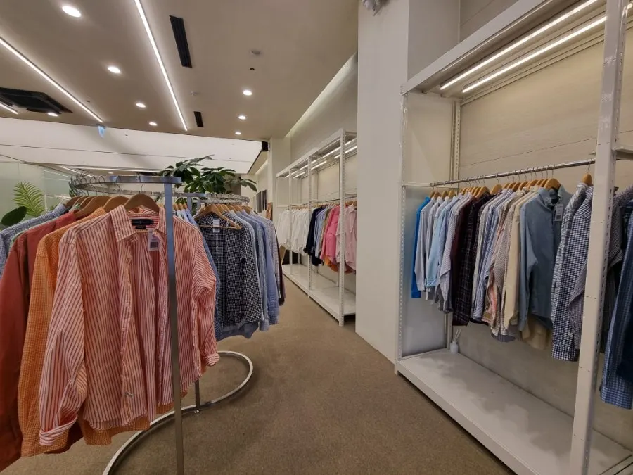 Bag display shelves inside the store