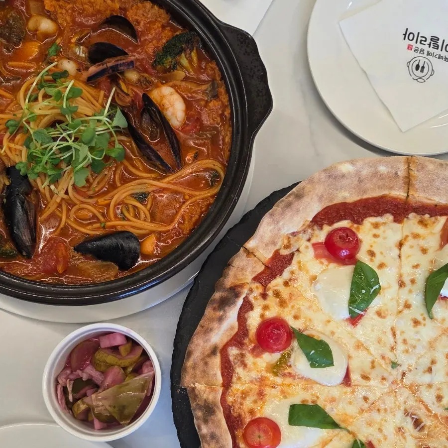 龍仁ヤンジ トゥッペギに盛ったイタリアの店舗の様子