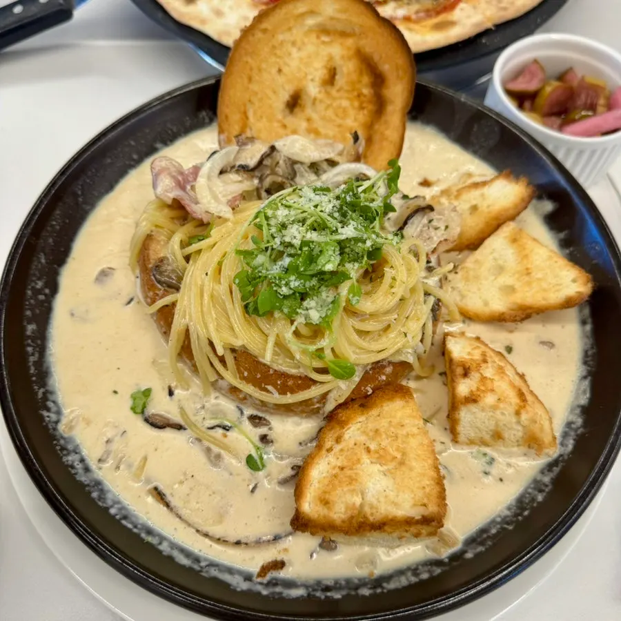 Cream pane pasta