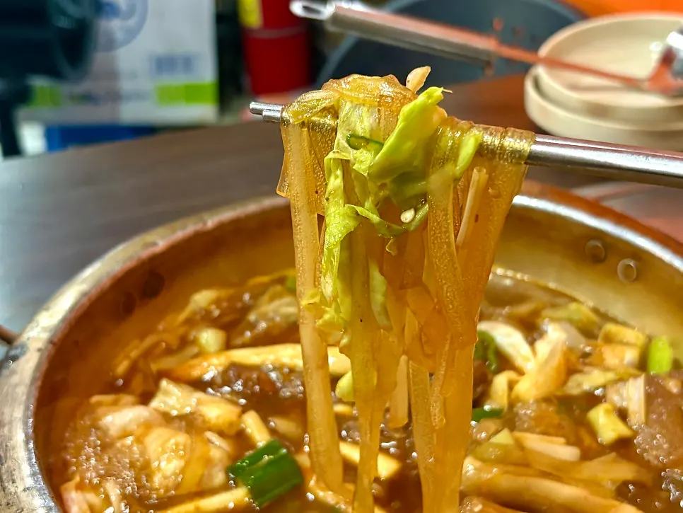 Glass noodles in the braised ribs