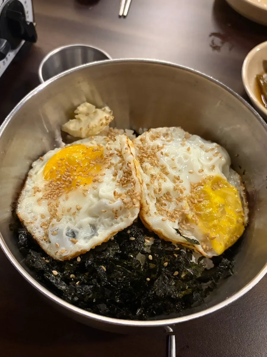국물이 자작한 연탄시대 국물닭발