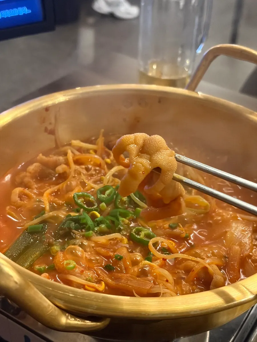 국물닭발과 간장계란밥 조합
