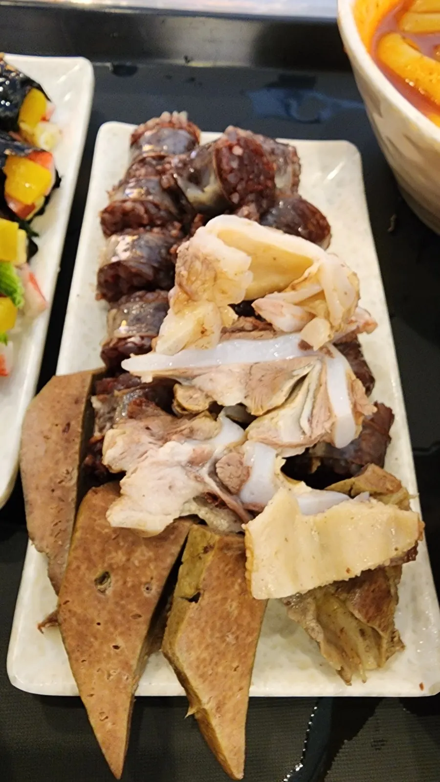 Assorted fritters including gimmari and yakki-mandu