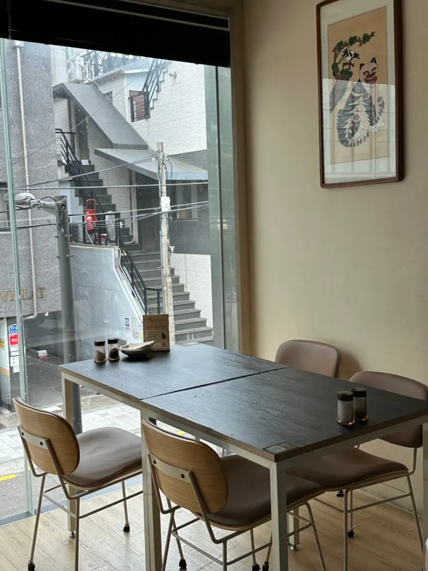 백옥 용산 2층 내부
