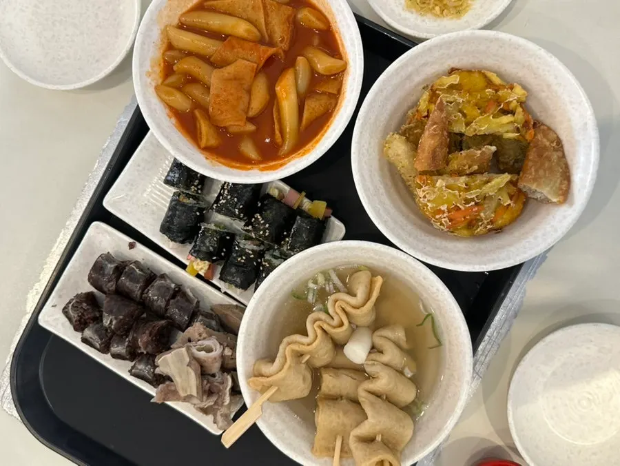 Hyeonseonine Combo Set Korean snack spread