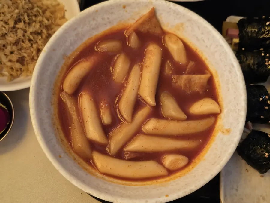 Brothy tteokbokki at Hyeonseonine