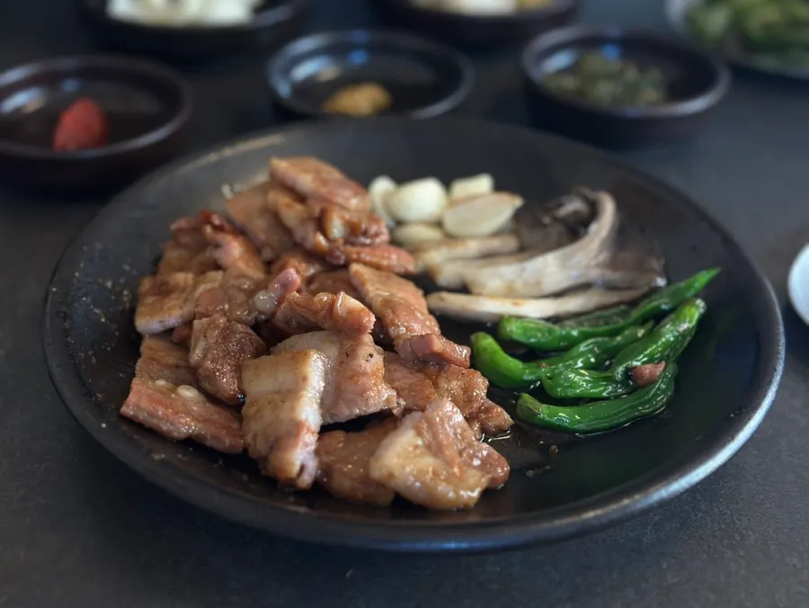 Signature view of Jeokto Balhyo Gui Yongsan Branch