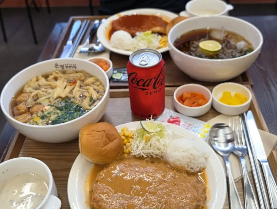 돈까스와 면 세트 메뉴