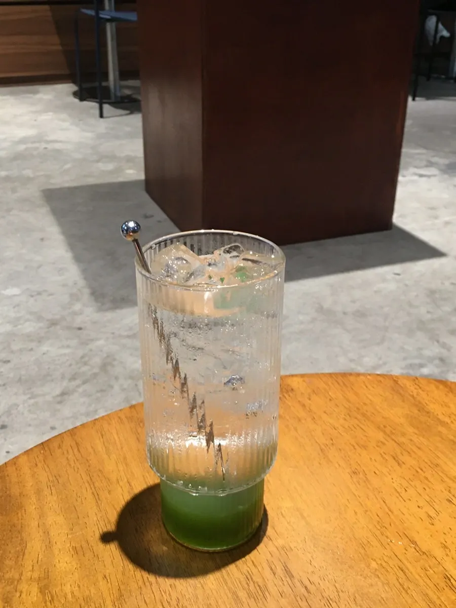 청포도에이드 한 잔