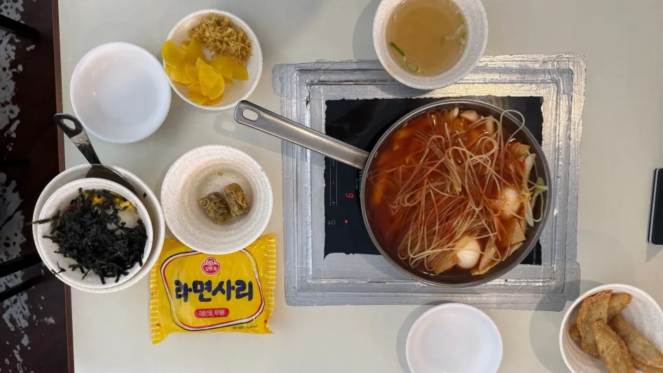 Instant tteokbokki for two set up before cooking