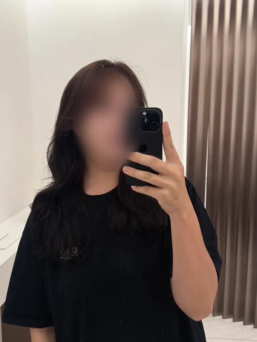펌 후 사이드 볼륨이 살아난 옆머리