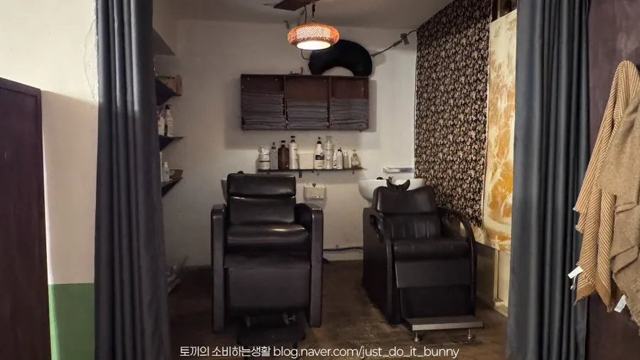 Spaciously arranged furniture at Oterre Namyeong