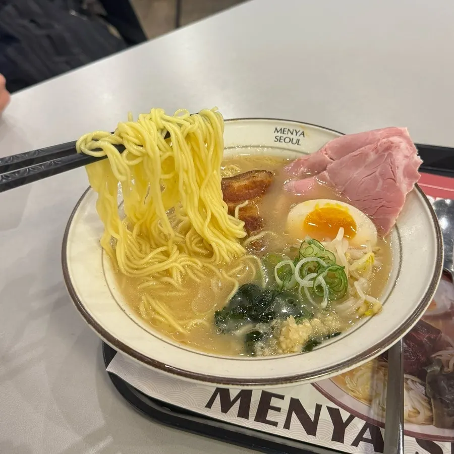 Ramen and a Pororo Milk Drink order