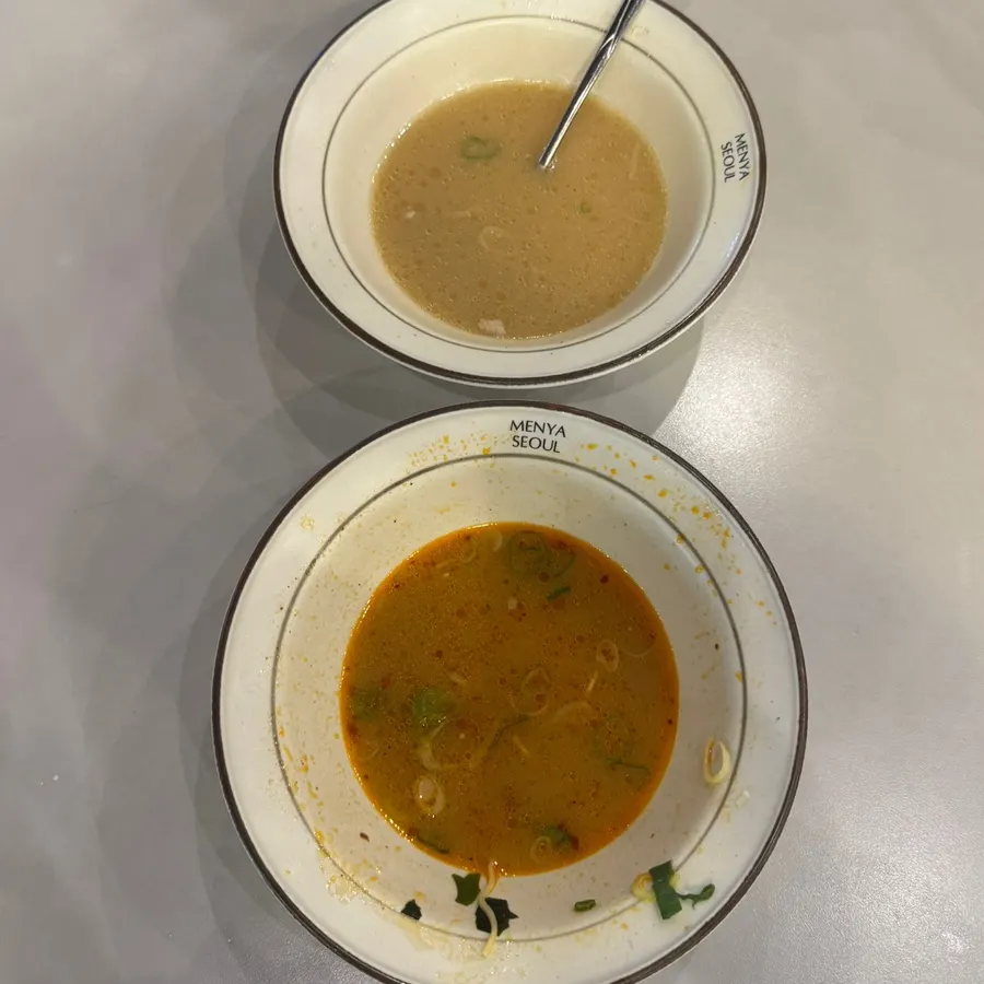Comparison of two dongpo pork ramen dishes