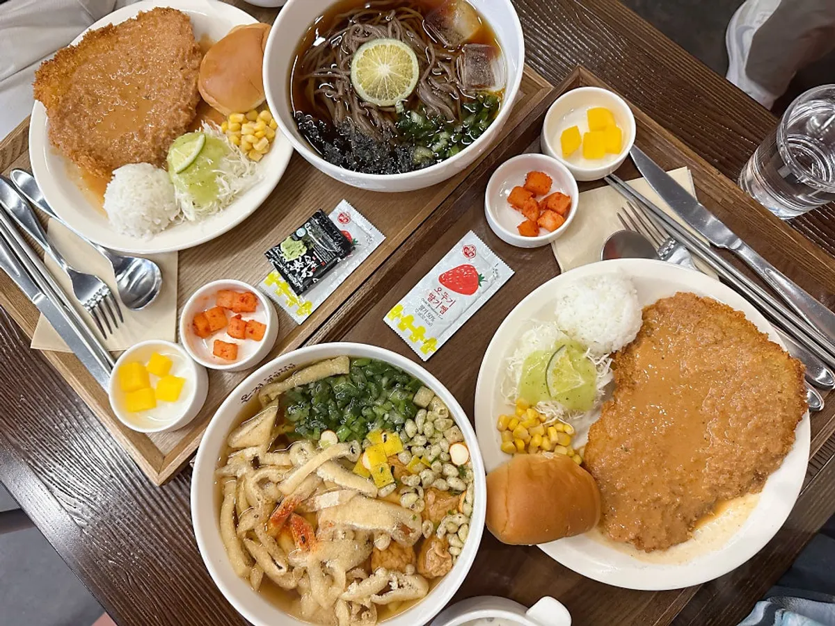Featured photo of the pork cutlet set at Onjeong Gyeongyang Sikdang, Yongsan branch
