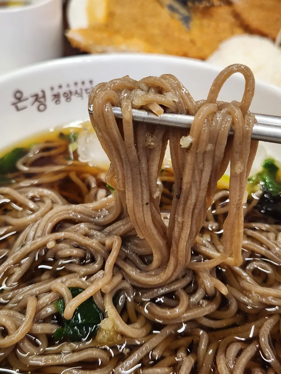 청귤이 들어간 냉메밀소바