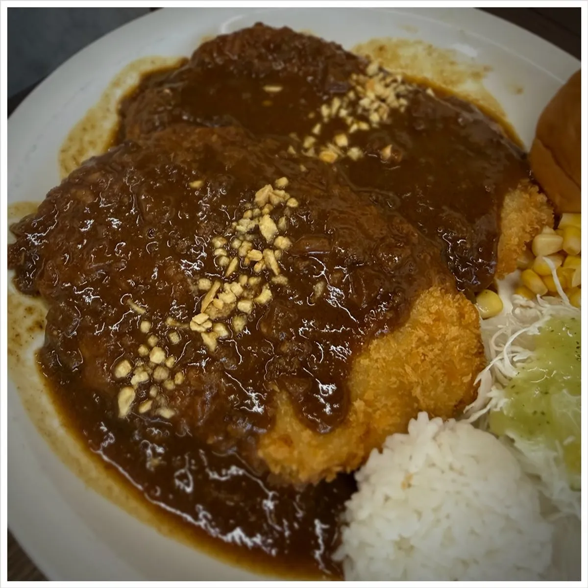 Signature photo of the Western-style pork cutlet at Onjeong, Yongsan branch