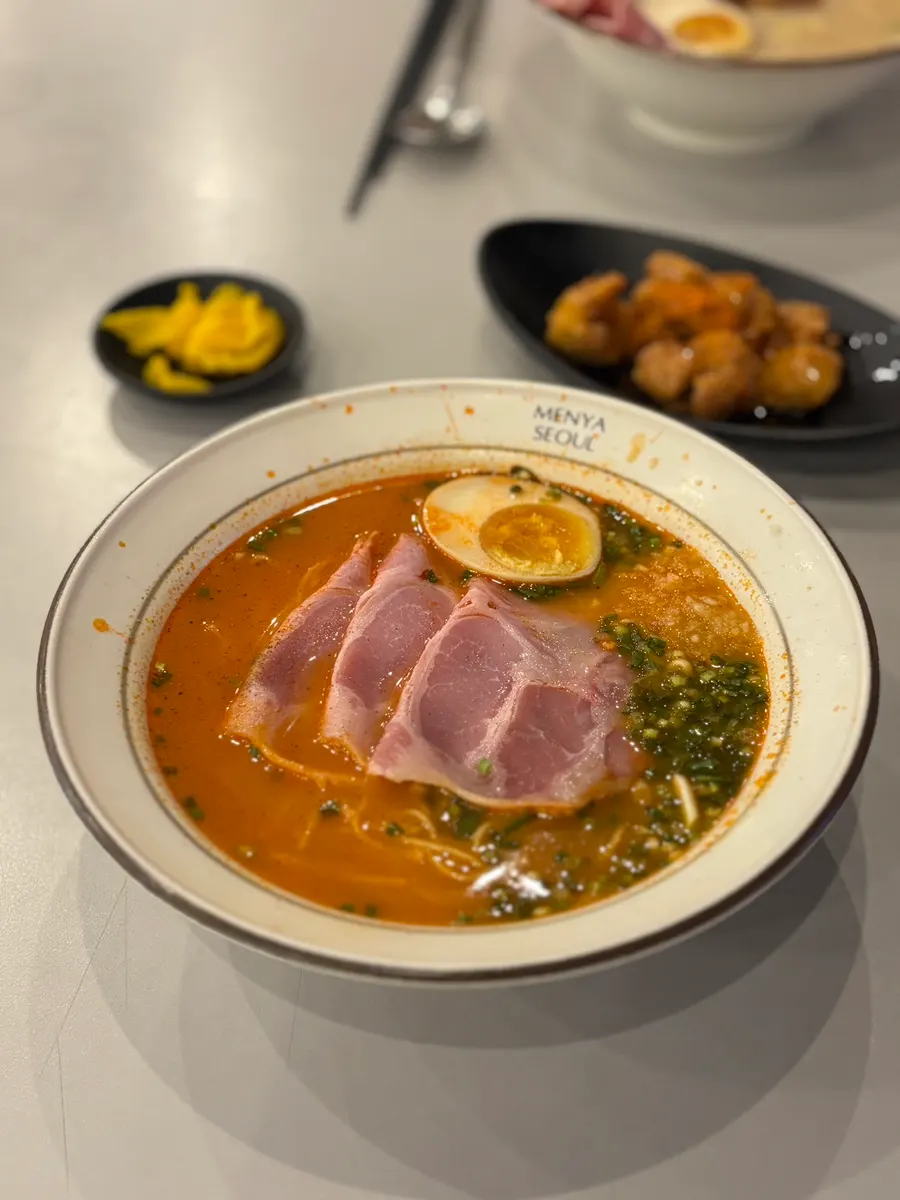 Ramen with dongpo pork and jambon toppings