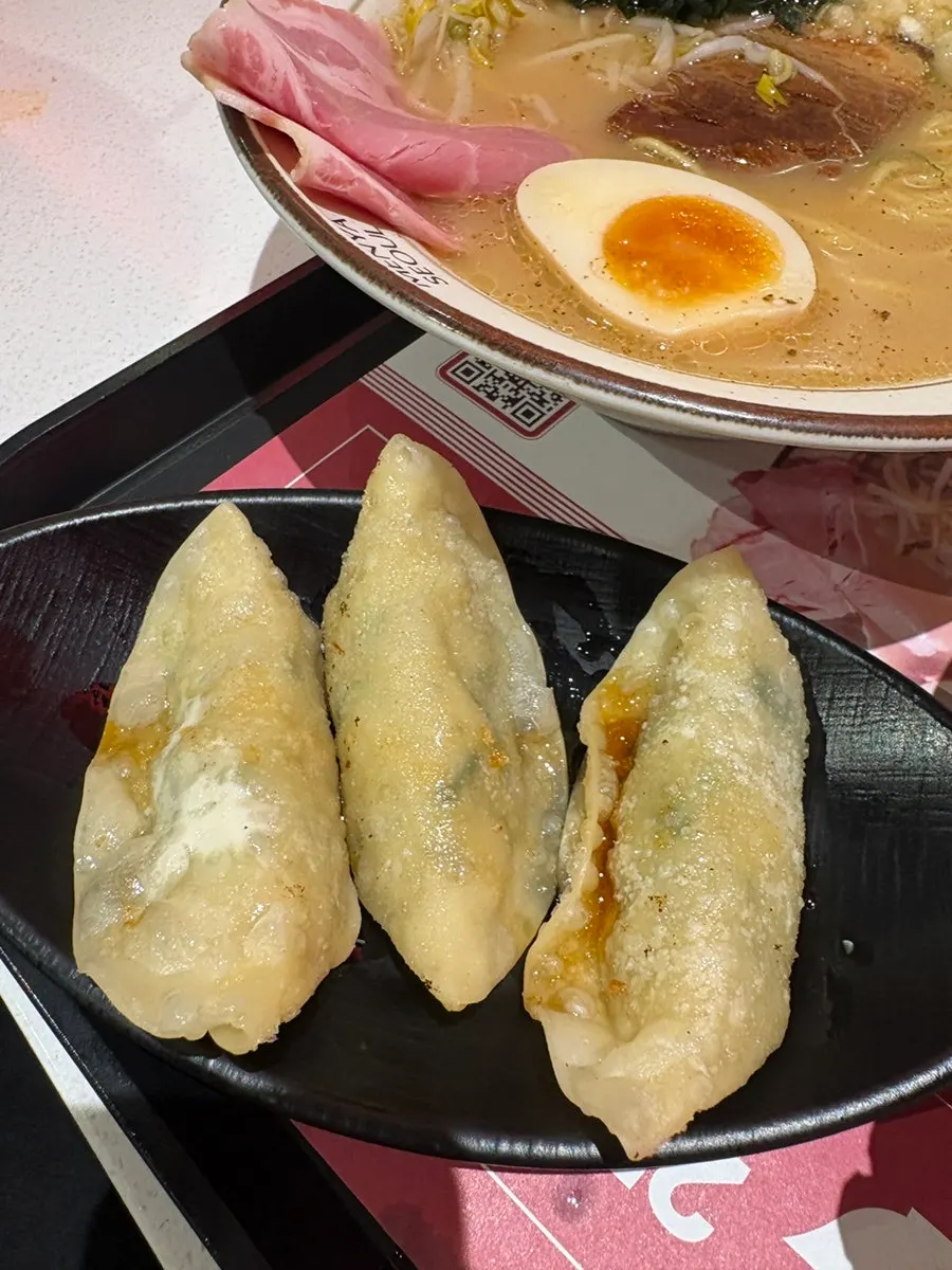 바삭하게 구운 바싹교자