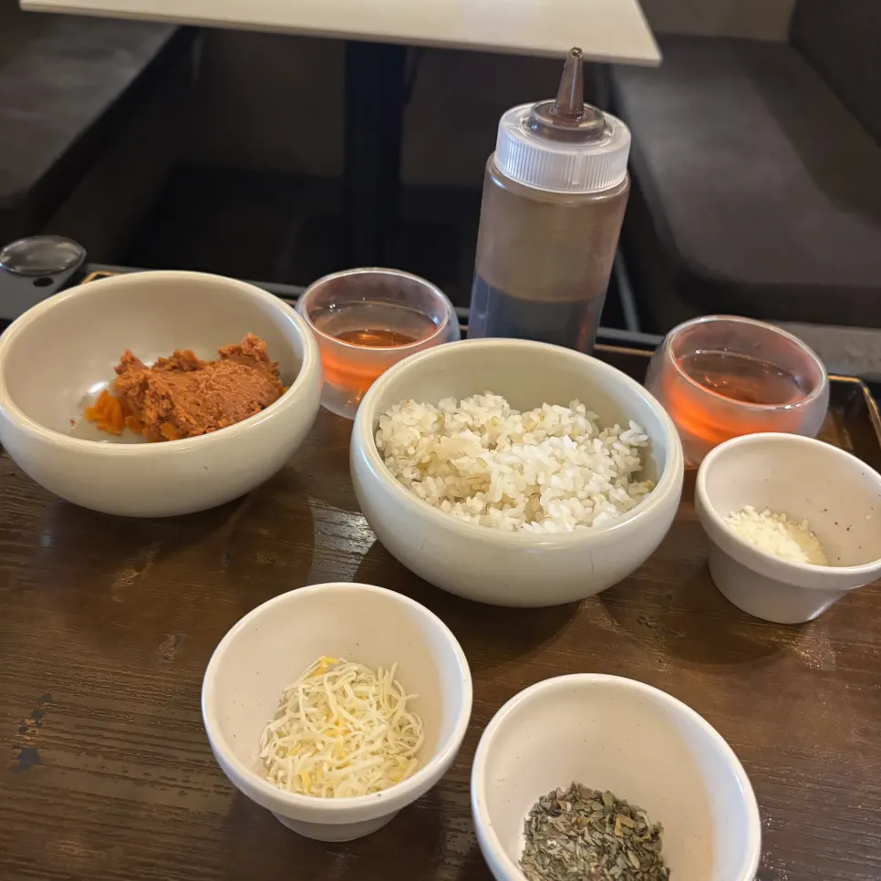 샤브샤브 육수에 넣은 칼국수