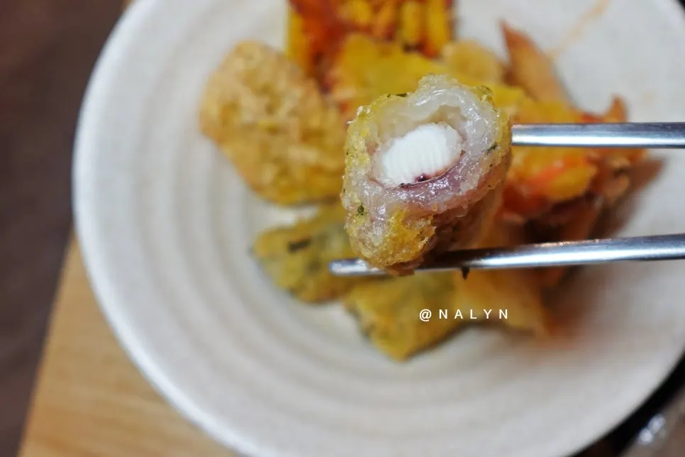 Korean snacks with fritters and beer