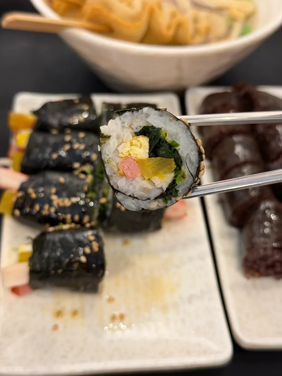 Mini gimbap from Hyeonseonine