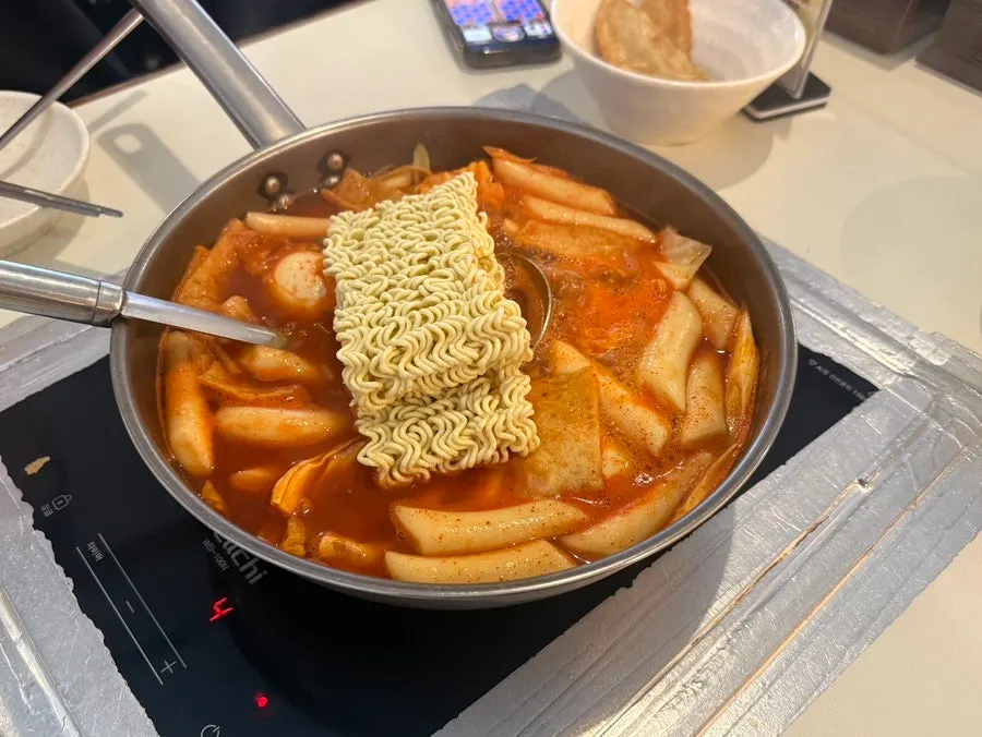 현선이네 용산본점 방문 기록 사진
