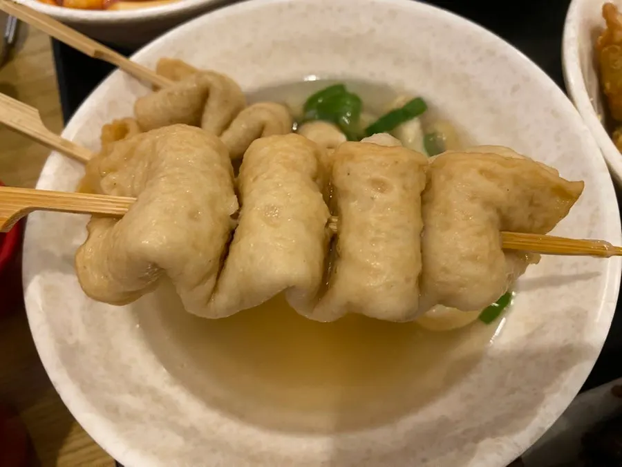 咖哩魚板與鯷魚高湯