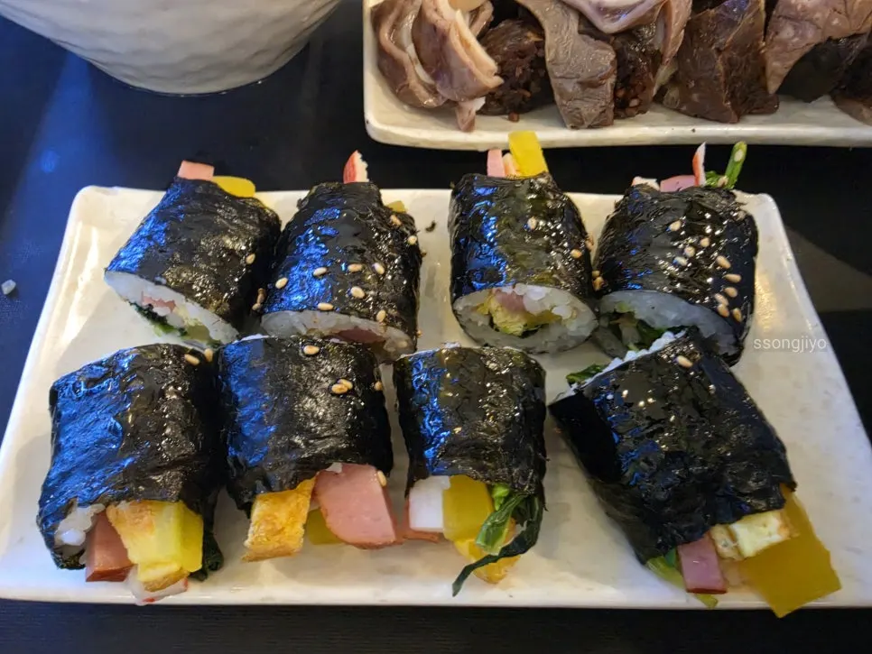 내장이 포함된 순대