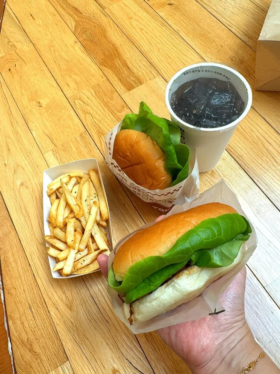 Takeout burger and fries from Bas Burger