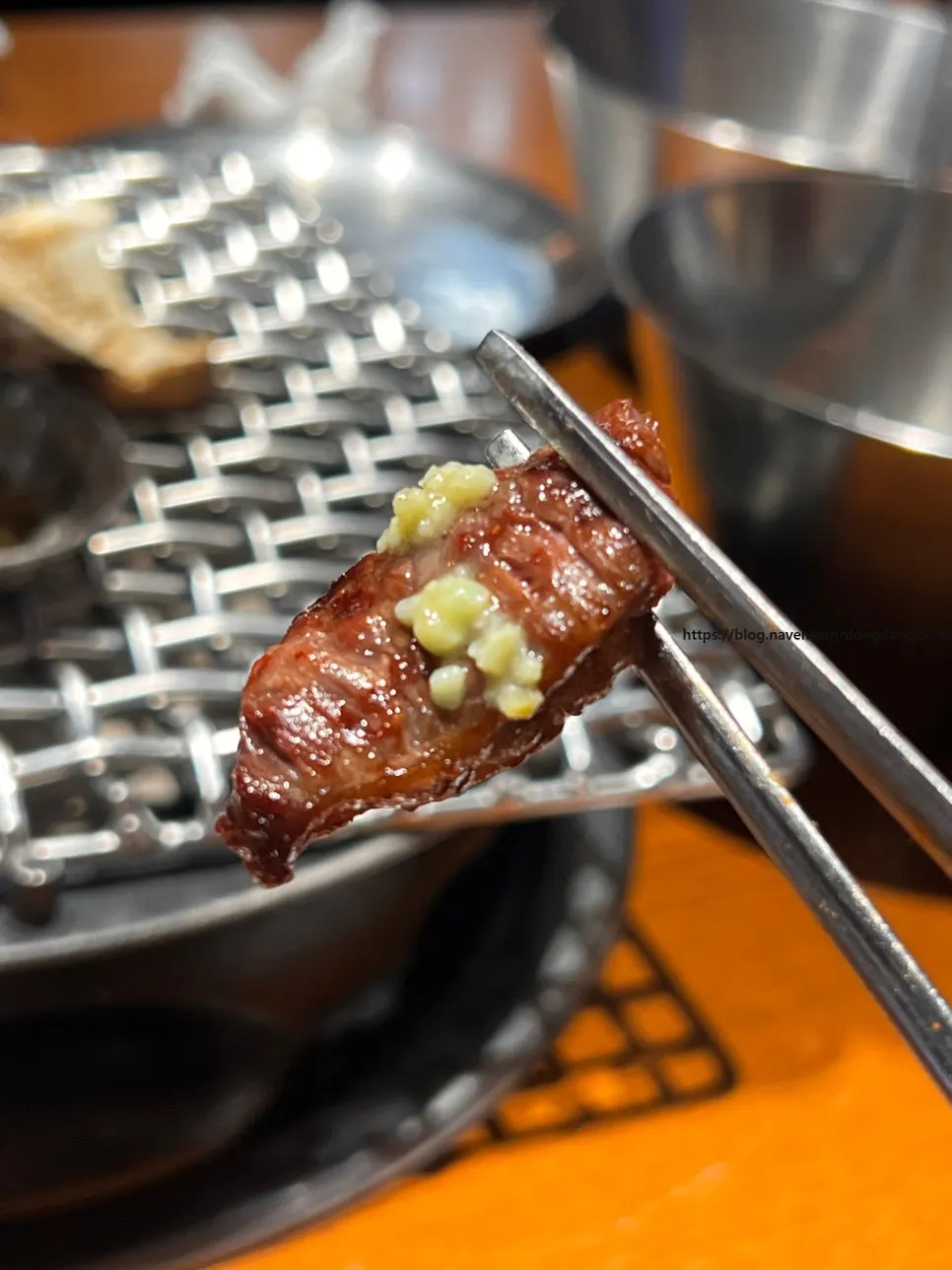 Cross-section of a perfectly cooked plain rib finger