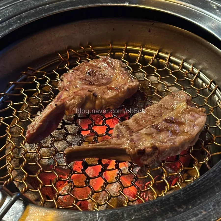 손질해서 나온 양갈비